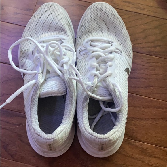 Nike Shoes - Nike running shoes